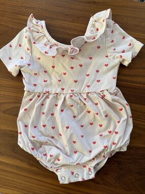Ollie Jay Pale Pink Onesie with Hearts 18-24 Months